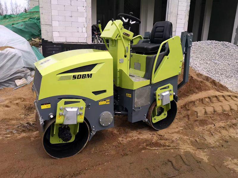 奔馬小型壓路機土方壓實、溝槽回填施工案例